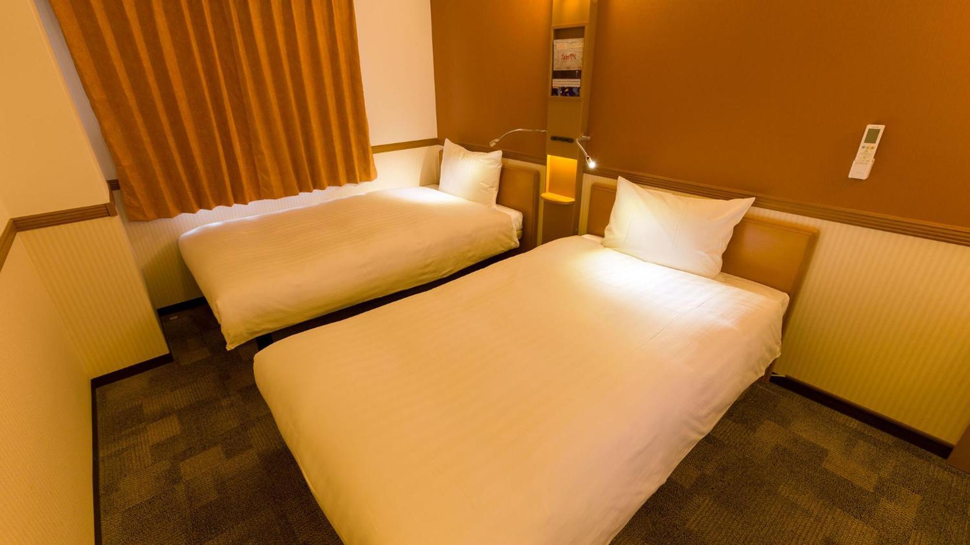 Toyoko Inn Toyohashi Eki Higashi Guchi Quarto foto