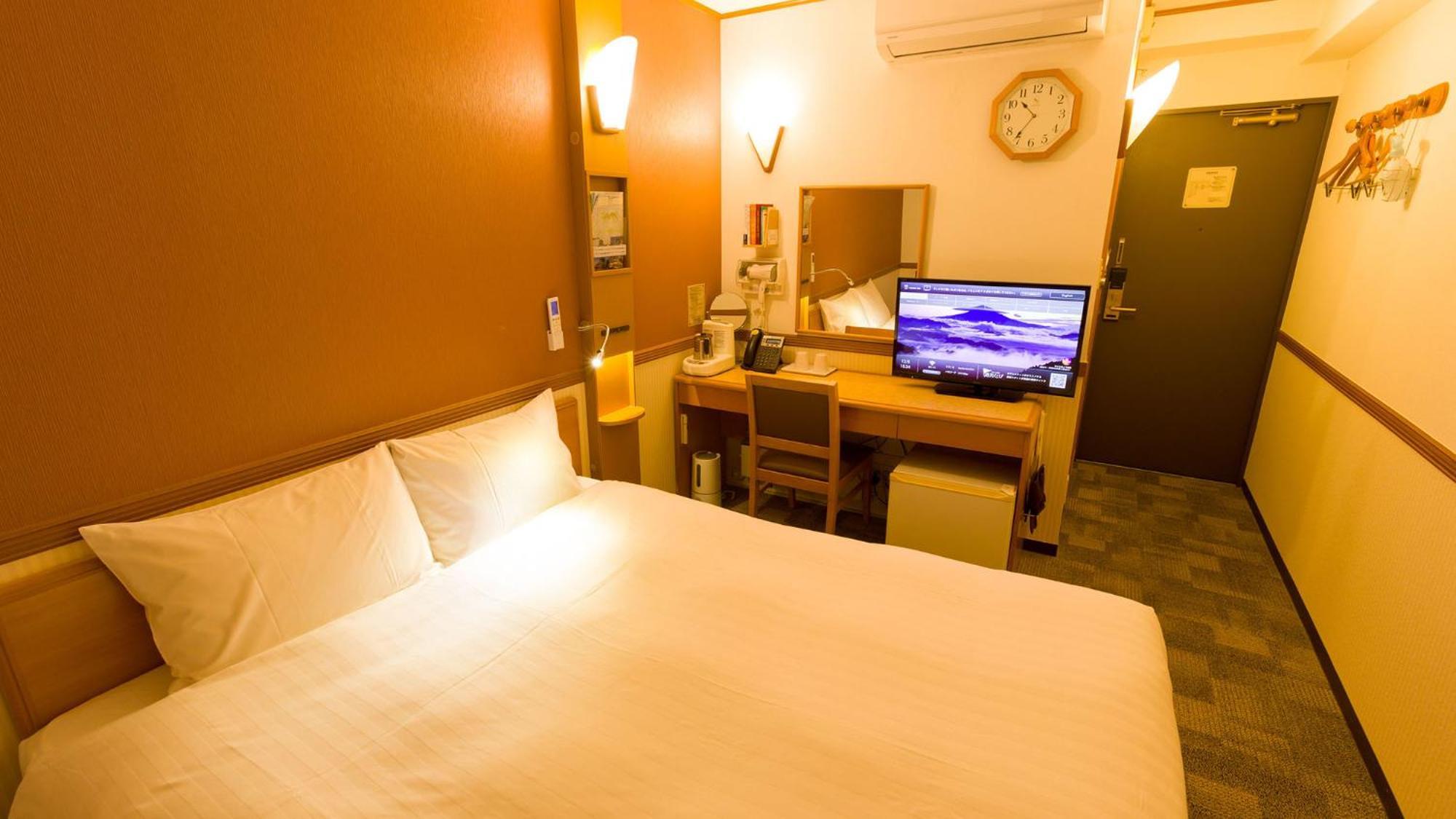 Toyoko Inn Toyohashi Eki Higashi Guchi Quarto foto
